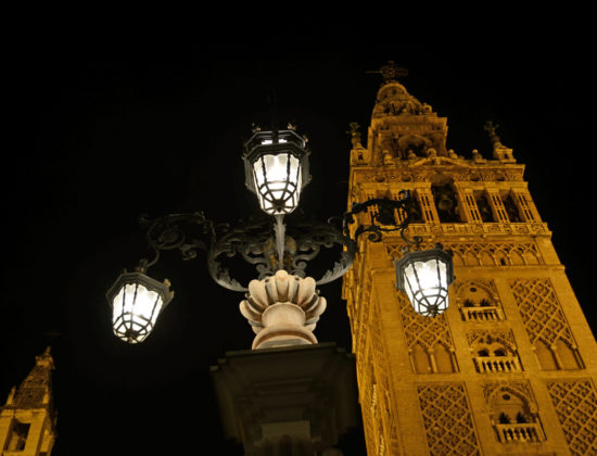 Ruta nocturna guiada Sevilla Paranormal